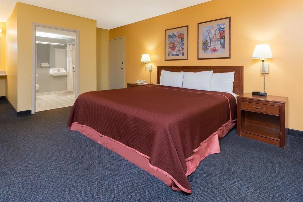 Motel 6 Springfield, Il - Airport Buitenkant foto
