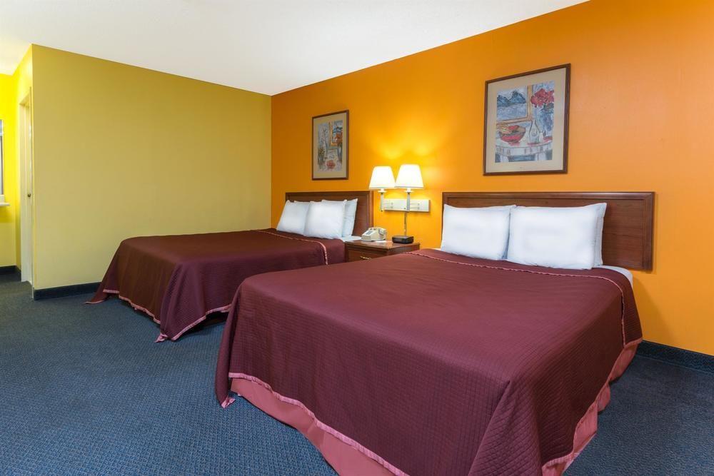 Motel 6 Springfield, Il - Airport Buitenkant foto