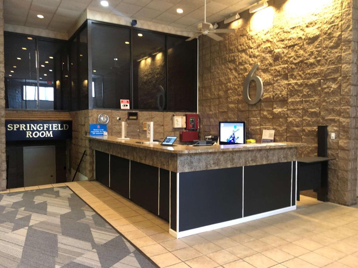 Motel 6 Springfield, Il - Airport Buitenkant foto